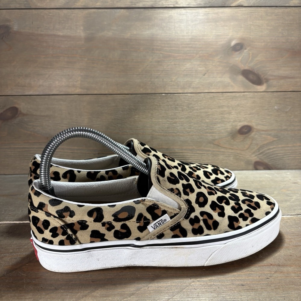 vans classic womens size 7.5 shoes brown leopard print athletic skate sneakers - Picture 2 of 9